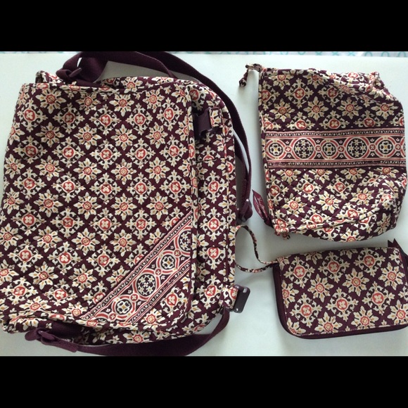 Vera Bradley messenger bag w wallet and makeup ba - Picture 3 of 3